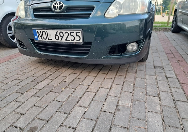 Toyota Corolla cena 12000 przebieg: 276500, rok produkcji 2004 z Suwałki małe 79